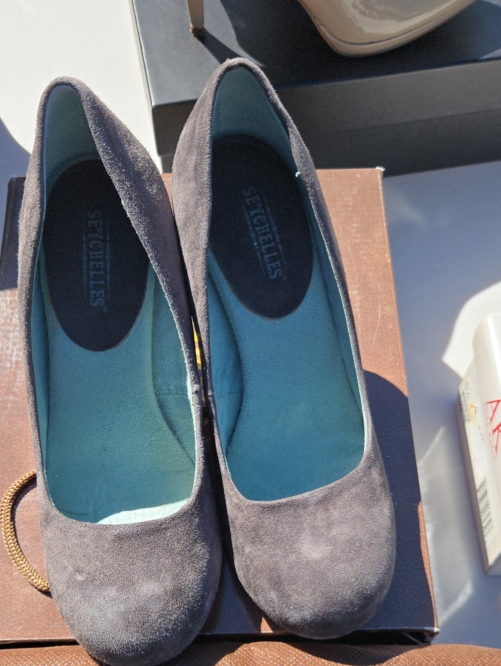 Seychelles Gray Suede Heels with Teal Insole